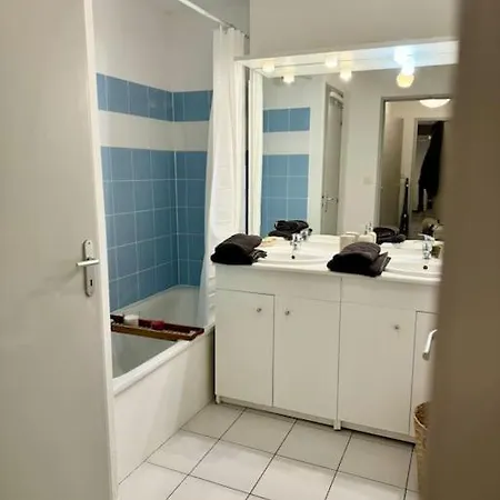 Apartment Les Bords Du Canal, T3 Avec Place De Parking *